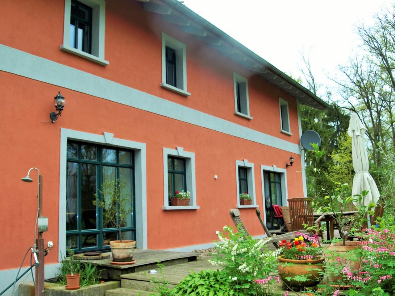 Altes Forsthaus Garzau Apartamento Exterior foto